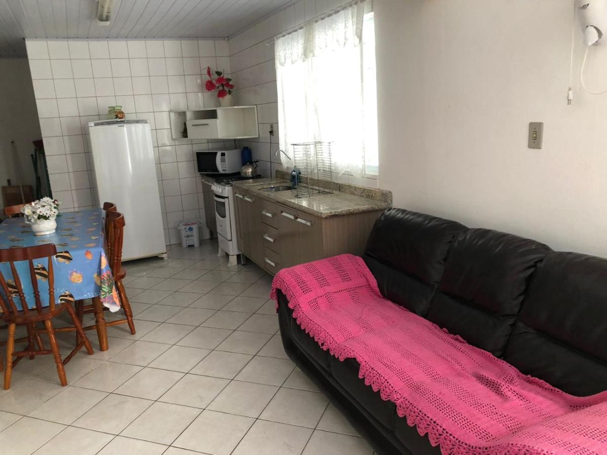 Casa Praia Em 봄비나스 외부 사진