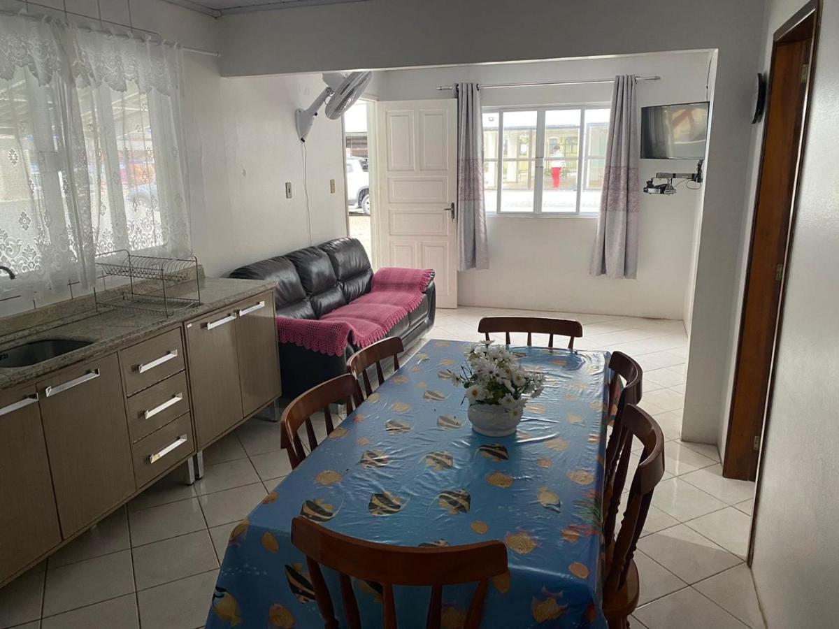 Casa Praia Em 봄비나스 외부 사진