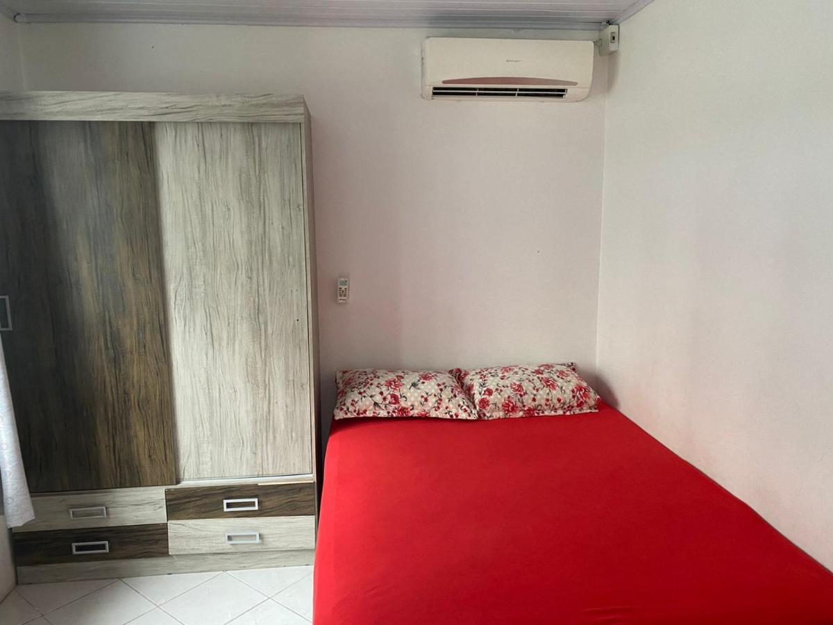 Casa Praia Em 봄비나스 외부 사진